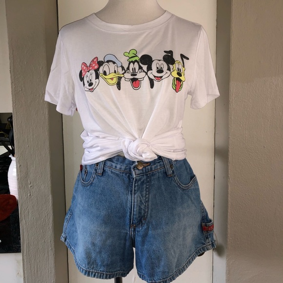 Disney Faces Graphic Tshirt - Picture 4 of 4